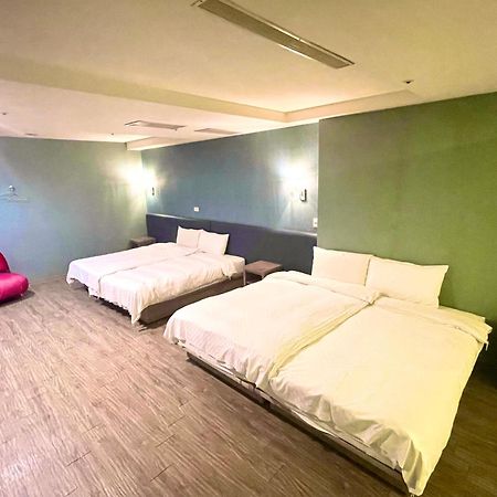 טאיפיי Walker Hotel - Zhengyi 2 מראה חיצוני תמונה