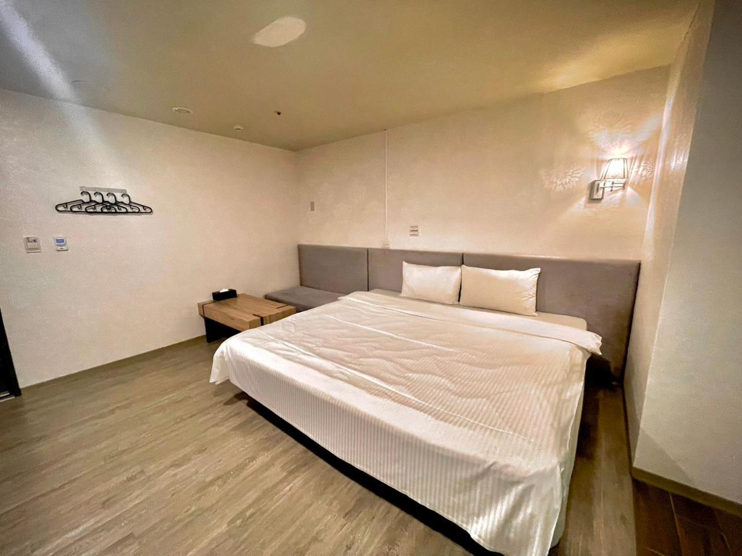 טאיפיי Walker Hotel - Zhengyi 2 מראה חיצוני תמונה