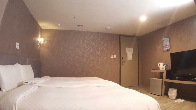 טאיפיי Walker Hotel - Zhengyi 2 מראה חיצוני תמונה