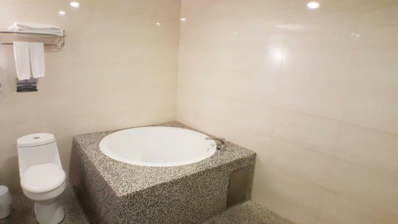 טאיפיי Walker Hotel - Zhengyi 2 מראה חיצוני תמונה