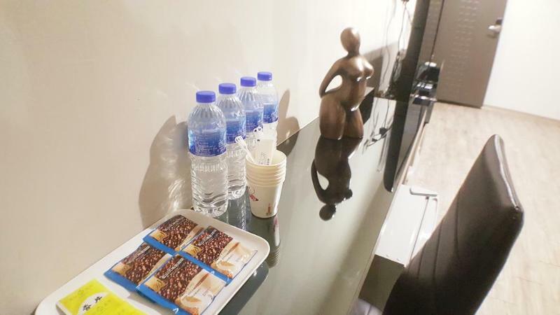 טאיפיי Walker Hotel - Zhengyi 2 מראה חיצוני תמונה